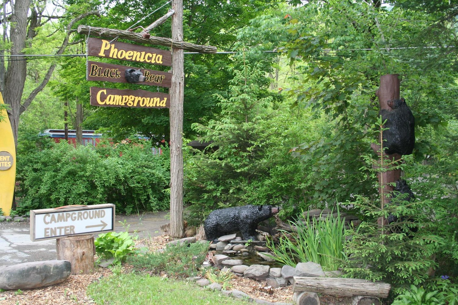 Entrance to the Phoenicia Black 
Bear Campground.
